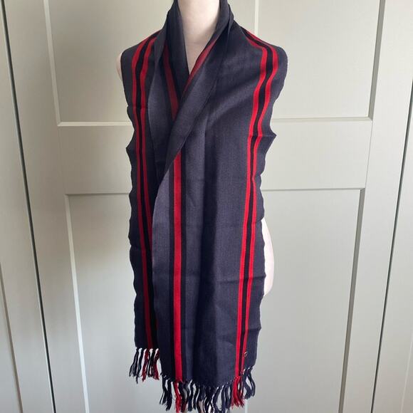 Gucci Other - SOLD EUC Gucci web 100% Lana wool scarf